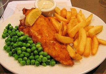 Fish-and-Chips, Fisch und Kartoffeln - ein traditionelles britisches Gericht