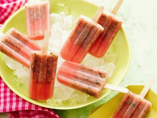 Foto Wassermelonenschüsse am Stiel
