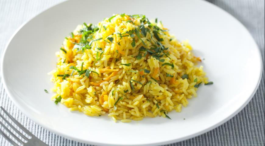 Duftender Reis mit Karotten