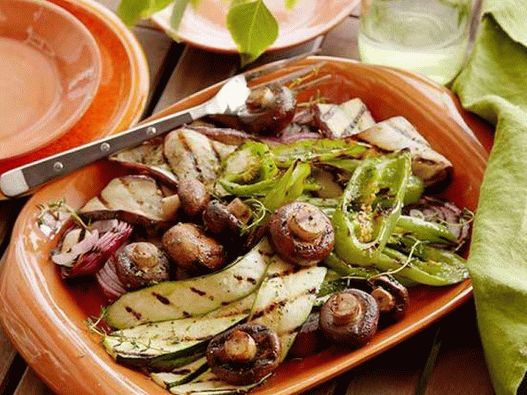 Foto von verschiedenem gegrilltem Gemüse