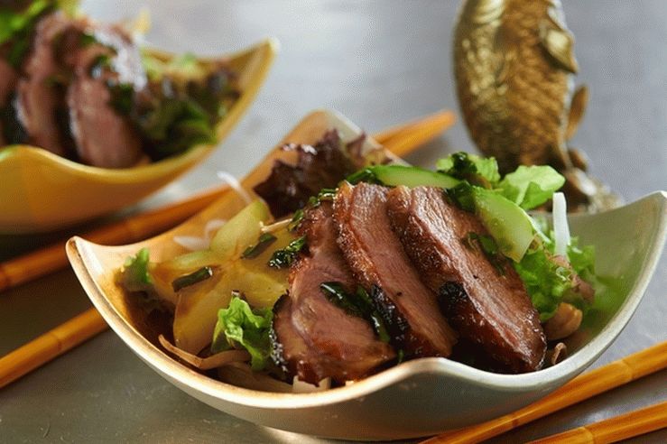 Asiatischer Entensalat