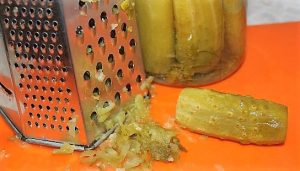 Großmutter Gurke