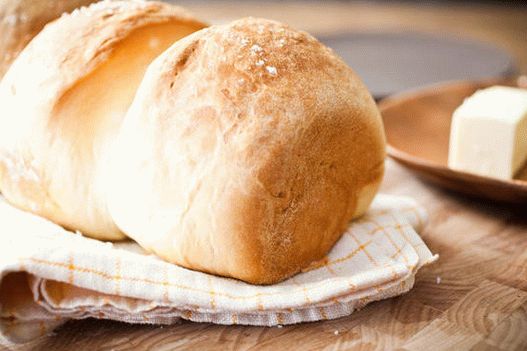 Foto Weißbrot im Ofen
