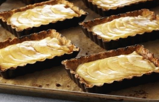 Photo Glutenfreie Tarte mit Apfel-Dattel-Füllung