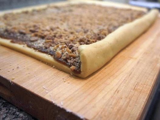 Zimtschnecken, Speck, Bourbon und Haselnüsse