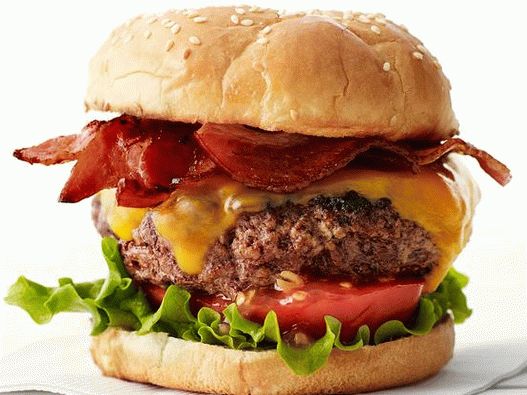 Photo Burger mit Speck und Käse