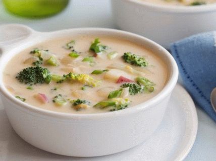 Foto von einer Eintopf mit Brokkoli und Cheddar-Käse