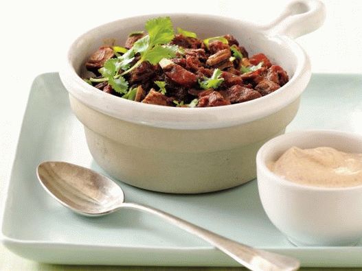 Foto von Chile ohne Bohnenschulterbohne in einem Slow Cooker