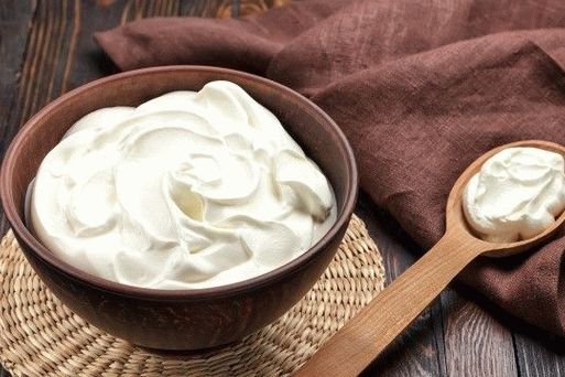 Foto Hausgemachte frische Sahne (saure Sahne)