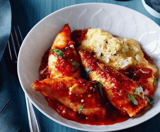 Photo Gefüllter Garnelenkalmar mit Polenta