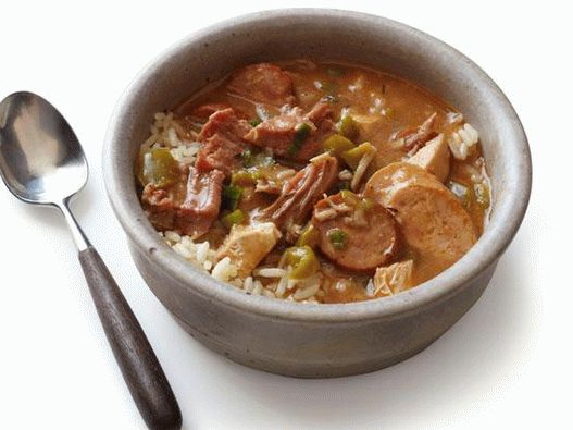 Foto von Gumbo mit Pute, Huhn und Wurst