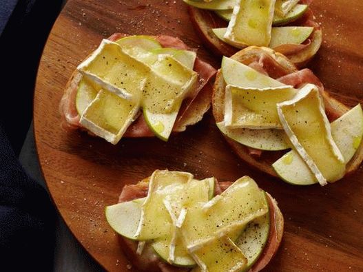 Foto Hot Brie Cheese Sandwich