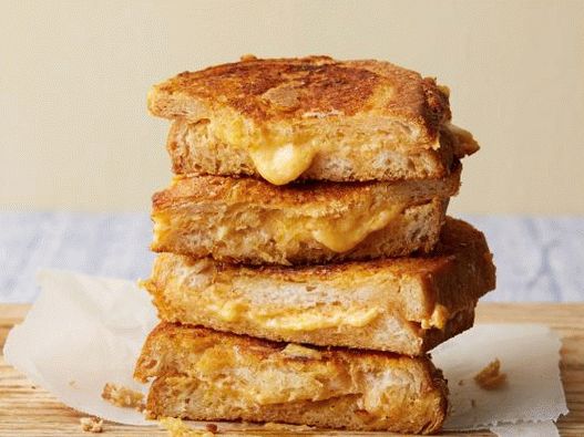 Photo Hot Cheddar Sandwich