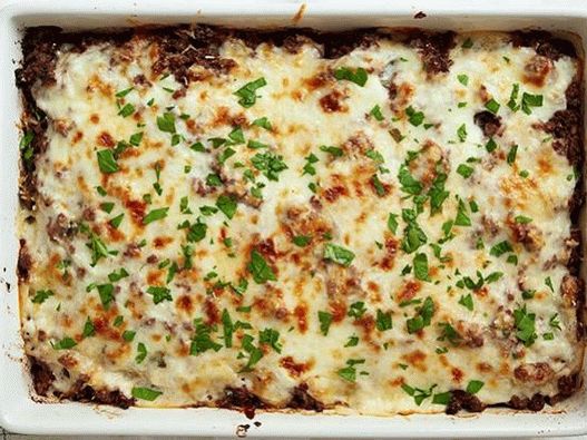 Foto von griechischen Moussaka mit Hackfleisch