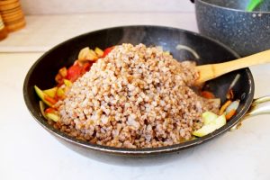 Buchweizen mit Gemüse