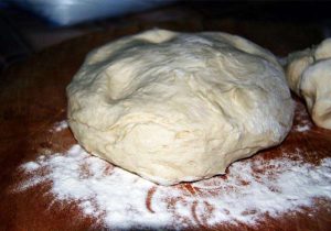 Khachapuri in einer Pfanne