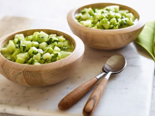 Foto Kalten Sommer Gurken-Melonen-Suppe