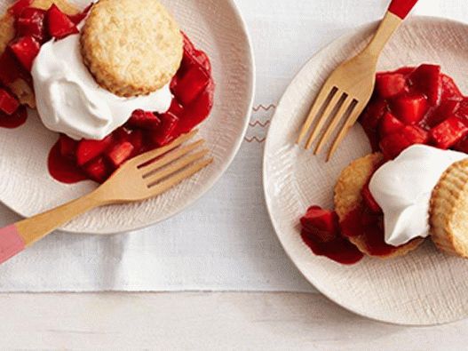 Photo Lebkuchen mit Erdbeeren und Buttercreme