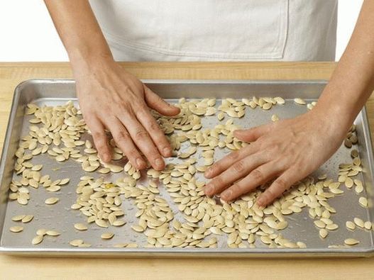 Kürbiskerne im Ofen backen