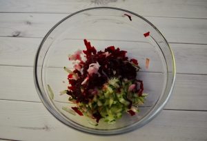 Rote-Bete-Kefir-Suppe