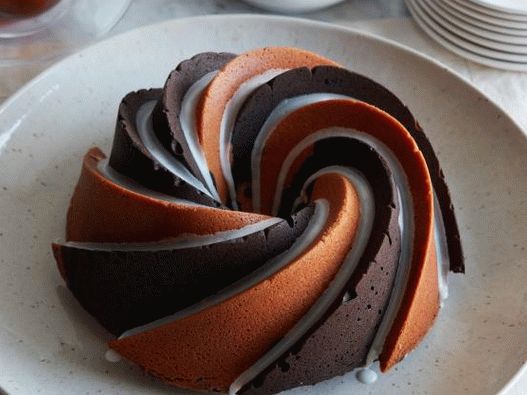 Photo Cupcake mit Schokoladen-Vanille-Spiralen