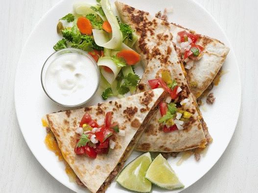 Foto von Quesadilla mit Brokkoli und Mitlof