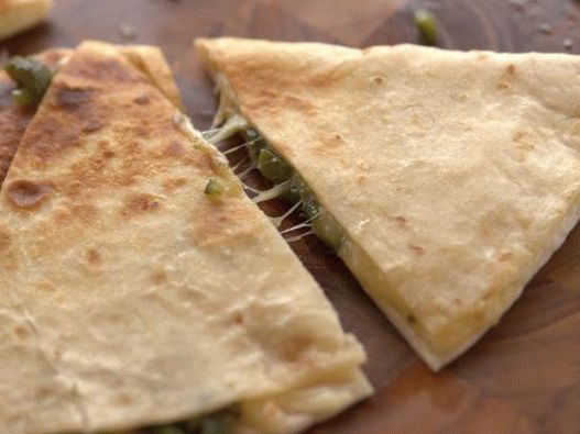 Foto von Quesadilla mit Chili