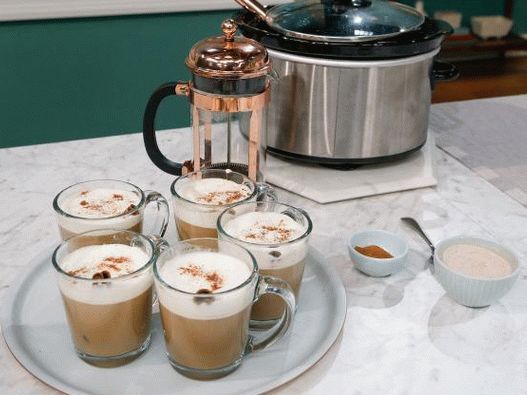 Foto von Masala-Kaffee in einem Slow Cooker