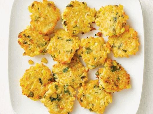 Photo Maisgebäck mit Parmesan und Basilikum