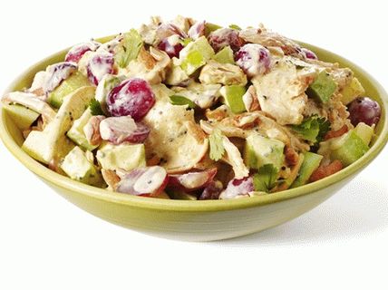 Foto Hühnersalat mit Trauben, Cashewnüssen und Äpfeln