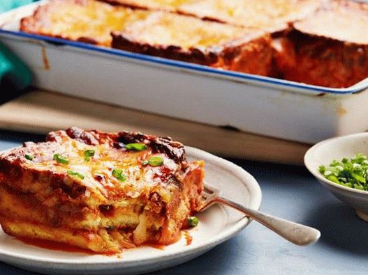 Foto von Lasagne aus Käsetoast und Tomatensuppe