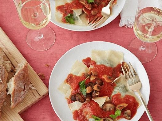 Ravioli mit Champignons und Spinat - ein Gericht für Verliebte