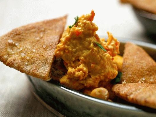 Foto des Gerichts - Hummus aus Kichererbsen und Paprika
