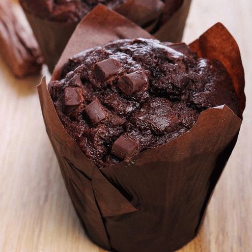 Foto von Muffins mit Schokoladenstückchen
