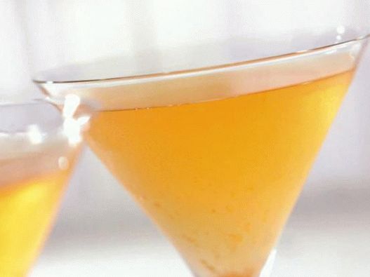 Foto von Martini mit Gewürzen für Kürbiskuchen