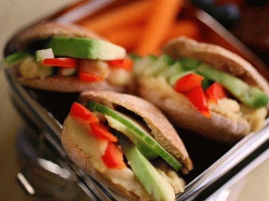 Photo Mini Sandwiches gefüllt mit Bohnen von Schule zu Schule