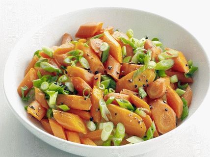 Foto gedünstete Karotten in Mandarinensirup