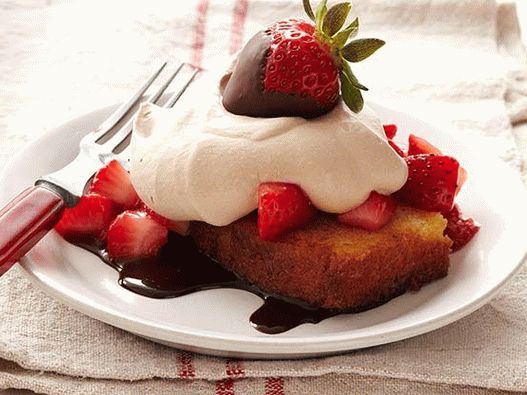 Photo Fried Muffin mit Erdbeeren und Schokoladencreme