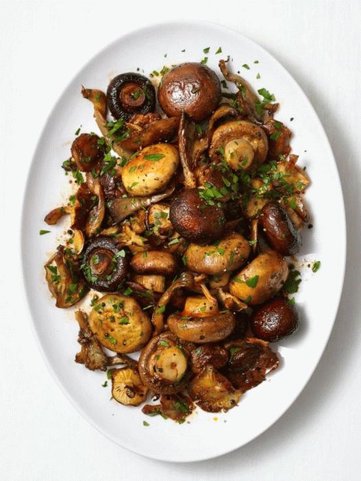Gebackene Waldpilze im Ofen