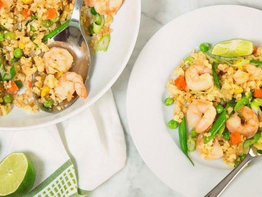 Foto Gemüse Blumenkohl Reis mit gebratenen Garnelen