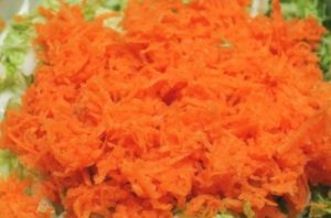 Gemüsesalat mit Kümmel