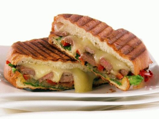 Foto von Panini mit Rib Eye Steak