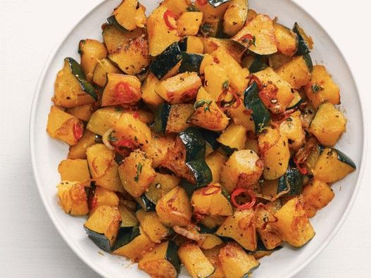 Photo Acorn gebackener Kürbis mit Jalapenopfeffer