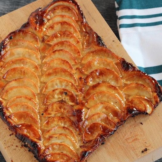 Fototorte mit Karamelläpfeln