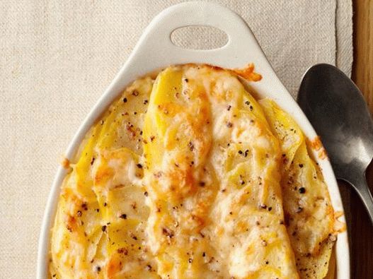 Kartoffelgratin mit Käse und Sahne