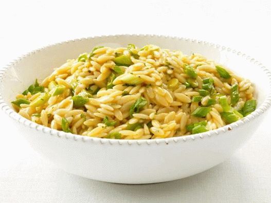 Foto des Gerichts - Orzo Pasta Risotto mit Frühlingszwiebeln