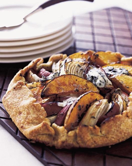 Foto des Gerichts - Pie-Keks mit Kürbis, Blauschimmelkäse und Thymian