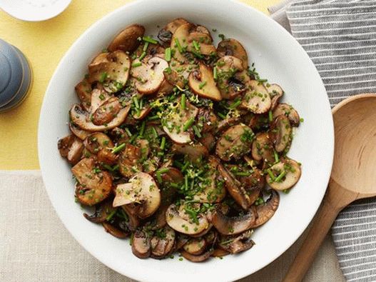 Gebratene Champignons mit Zitronenpfeffer