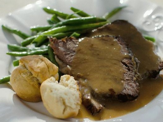 Foto von Roastbeef mit Soße Foto von Roastbeef mit Soße