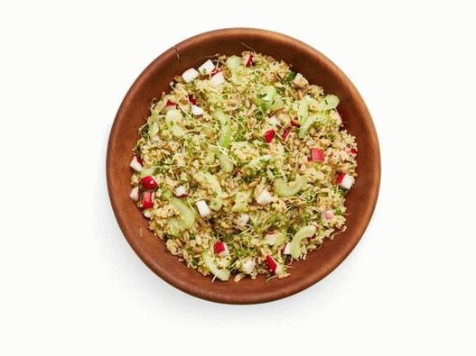Fotosalat mit Quinoa und Keimlingen